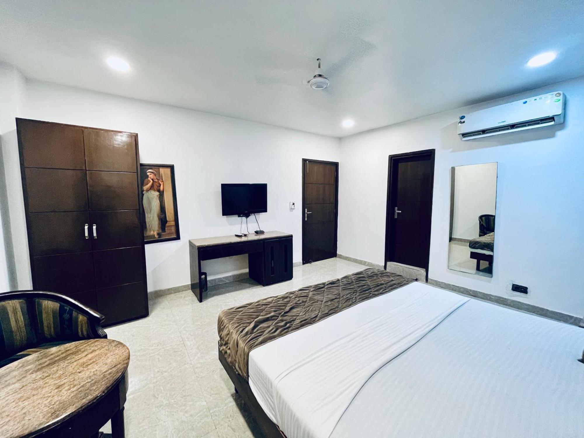 Ganga Ashoka Hotel Rishīkesh Esterno foto