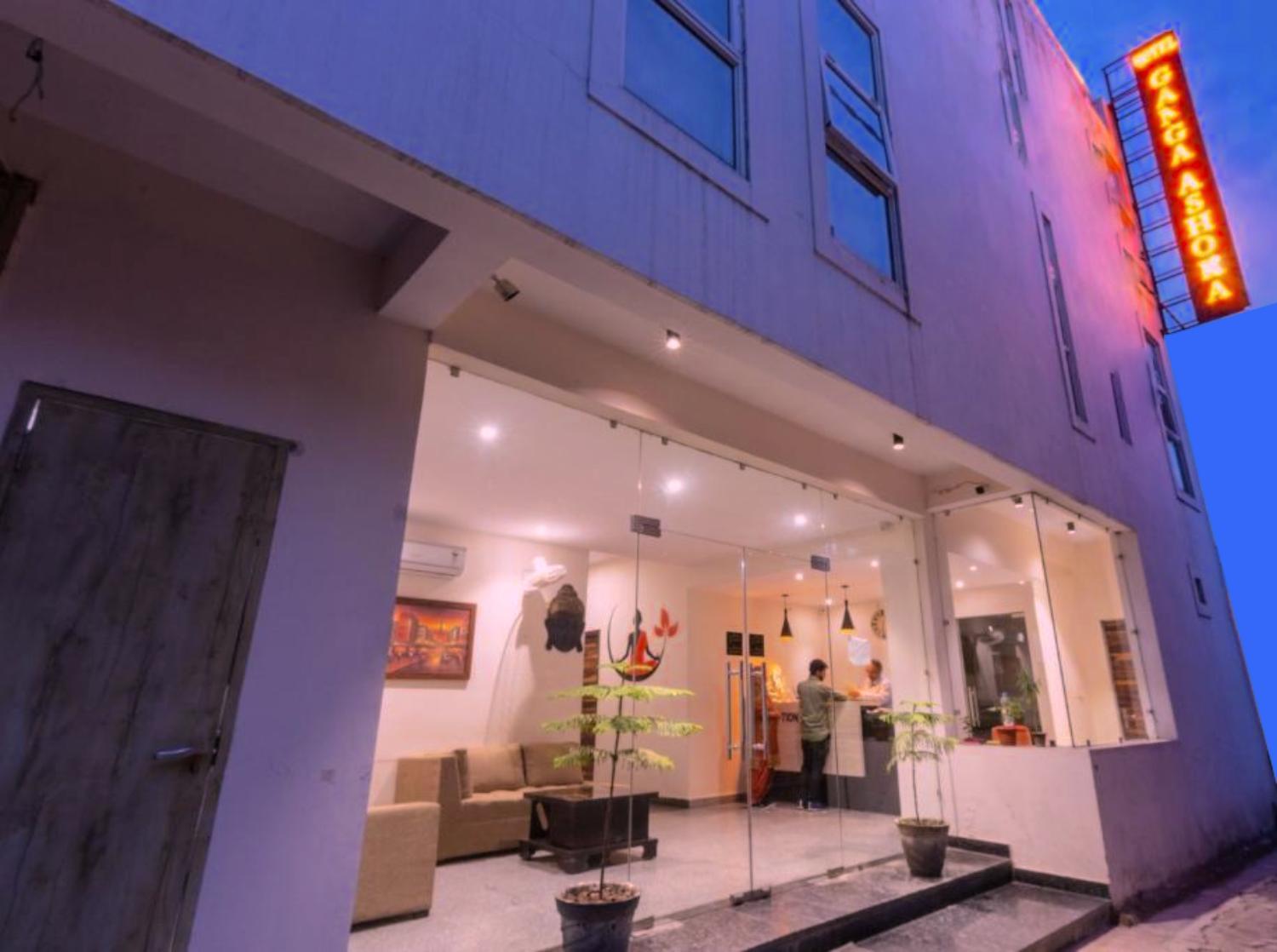 Ganga Ashoka Hotel Rishīkesh Esterno foto