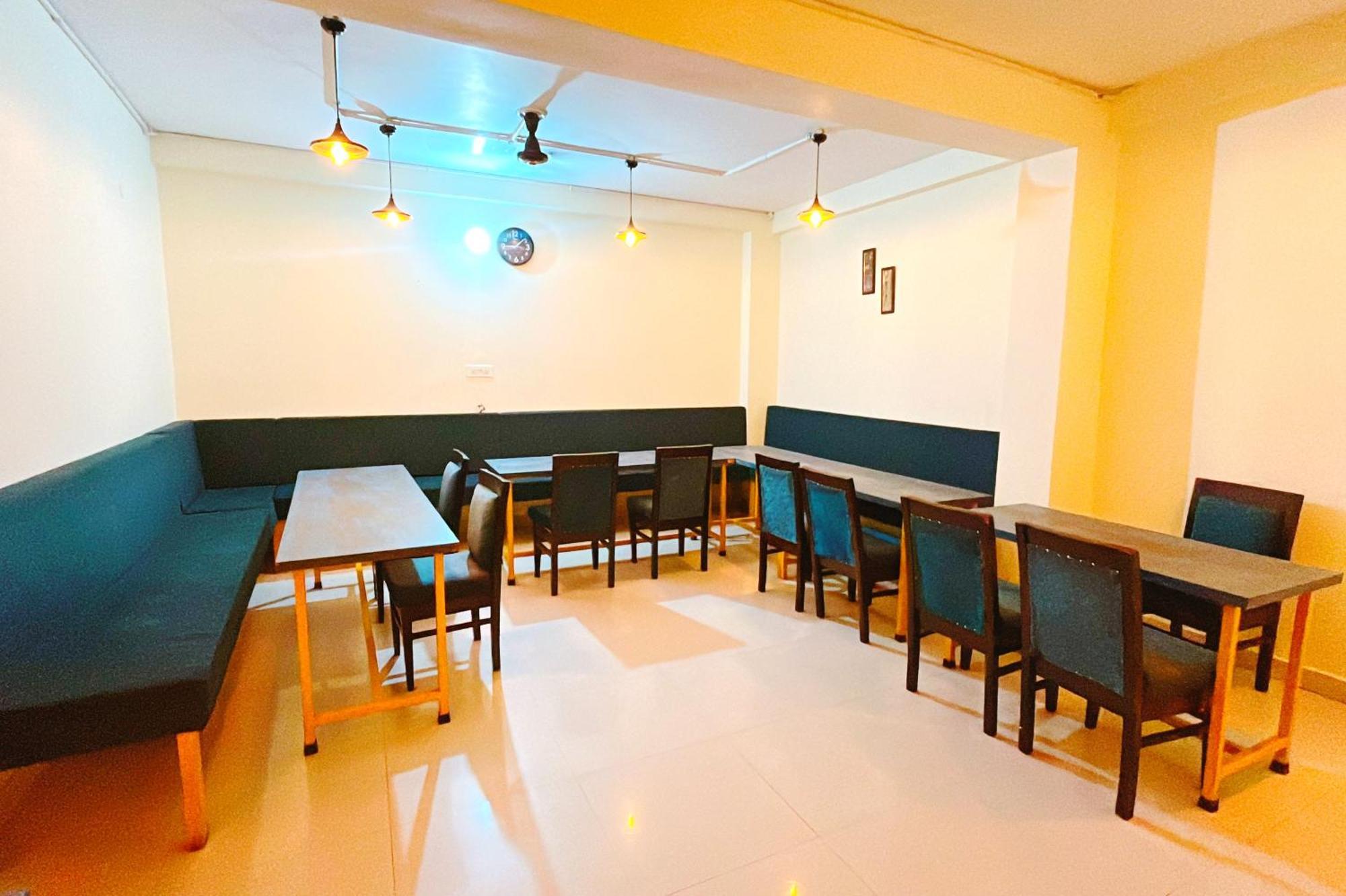 Ganga Ashoka Hotel Rishīkesh Esterno foto