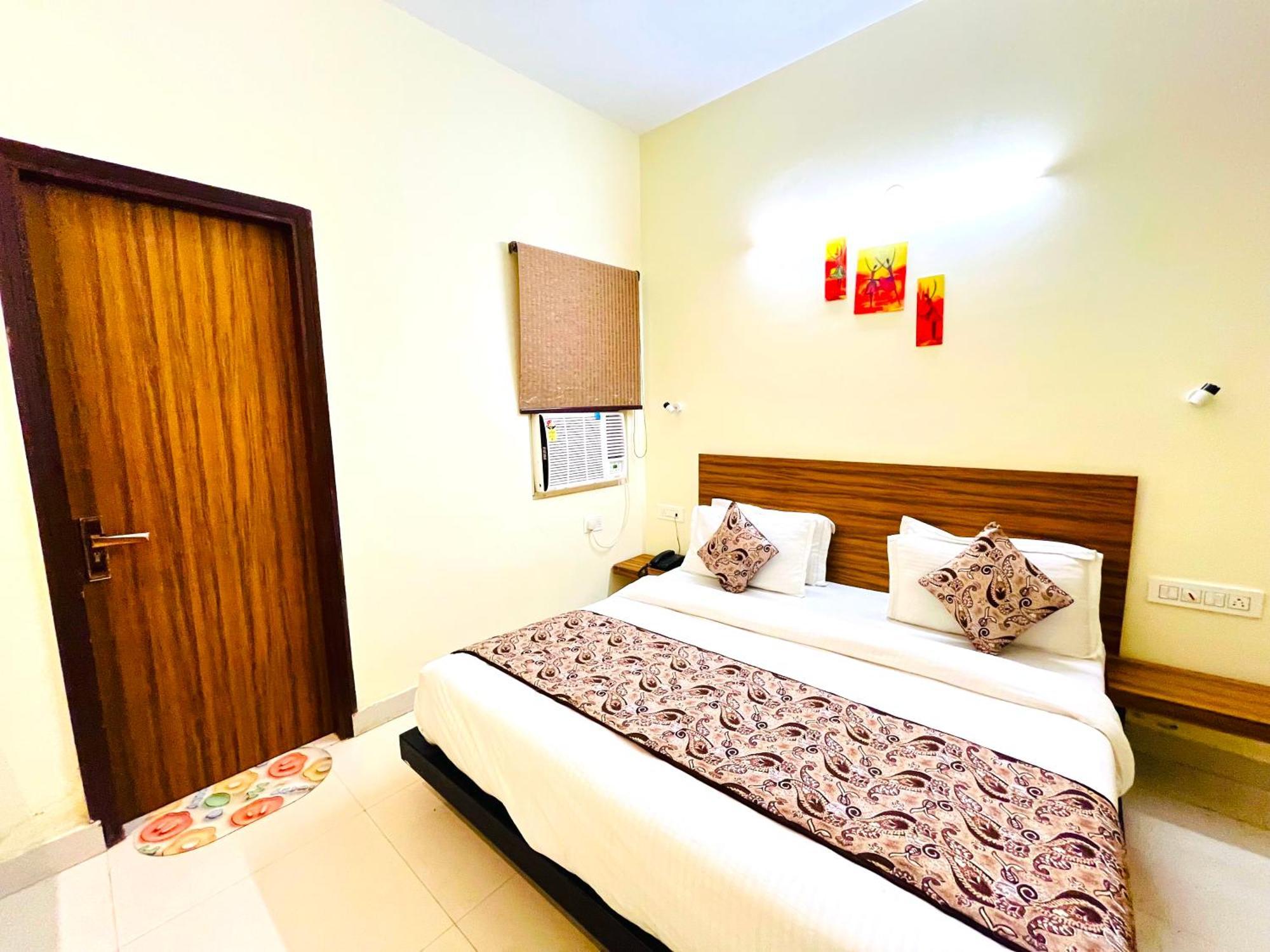 Ganga Ashoka Hotel Rishīkesh Esterno foto